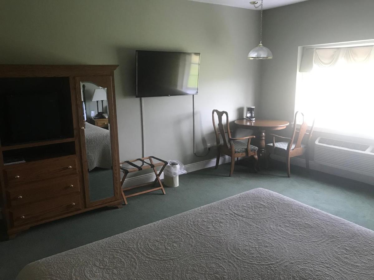 Inn At Amish Door Wilmot Zewnętrze zdjęcie
