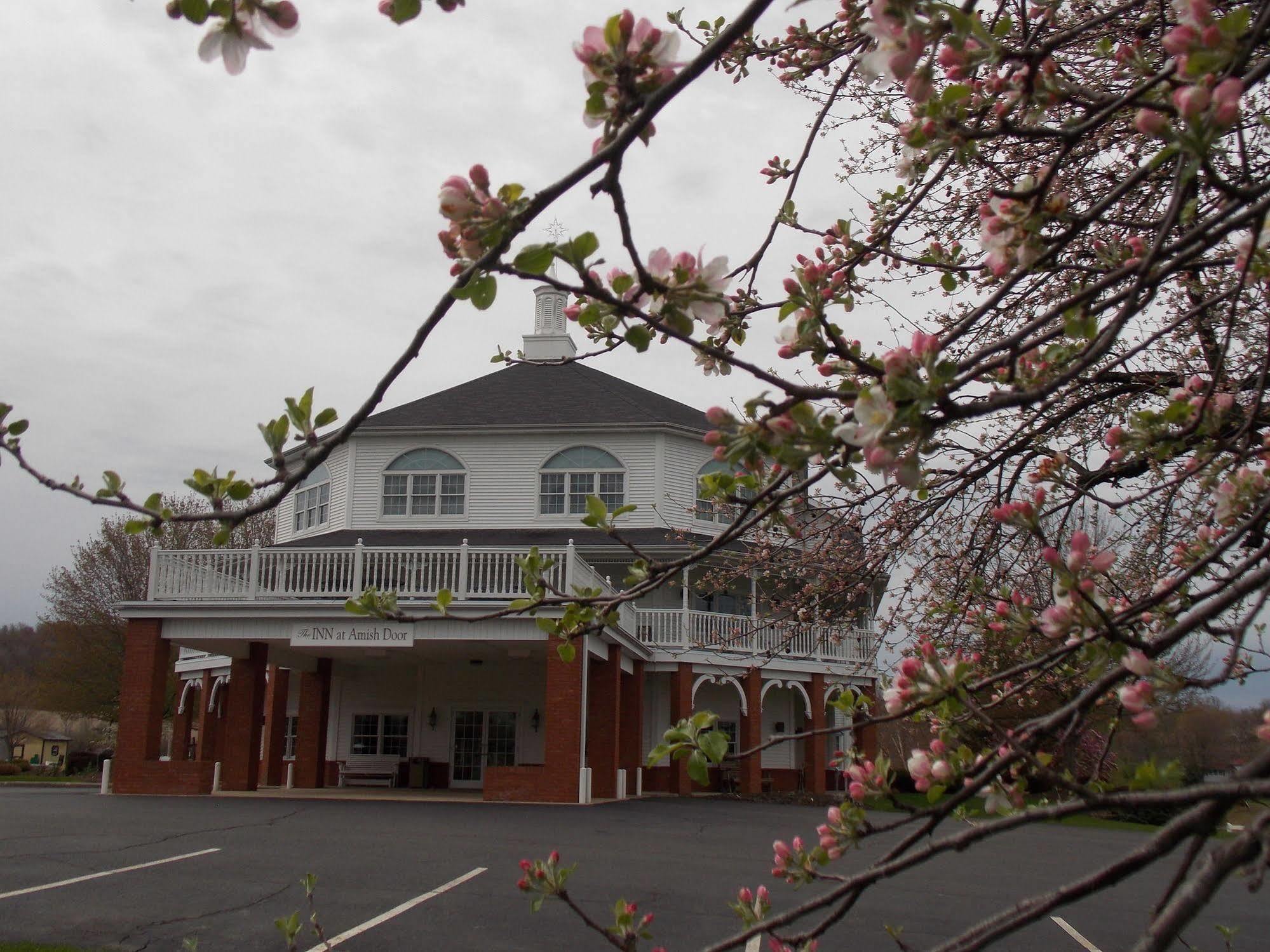 Inn At Amish Door Wilmot Zewnętrze zdjęcie