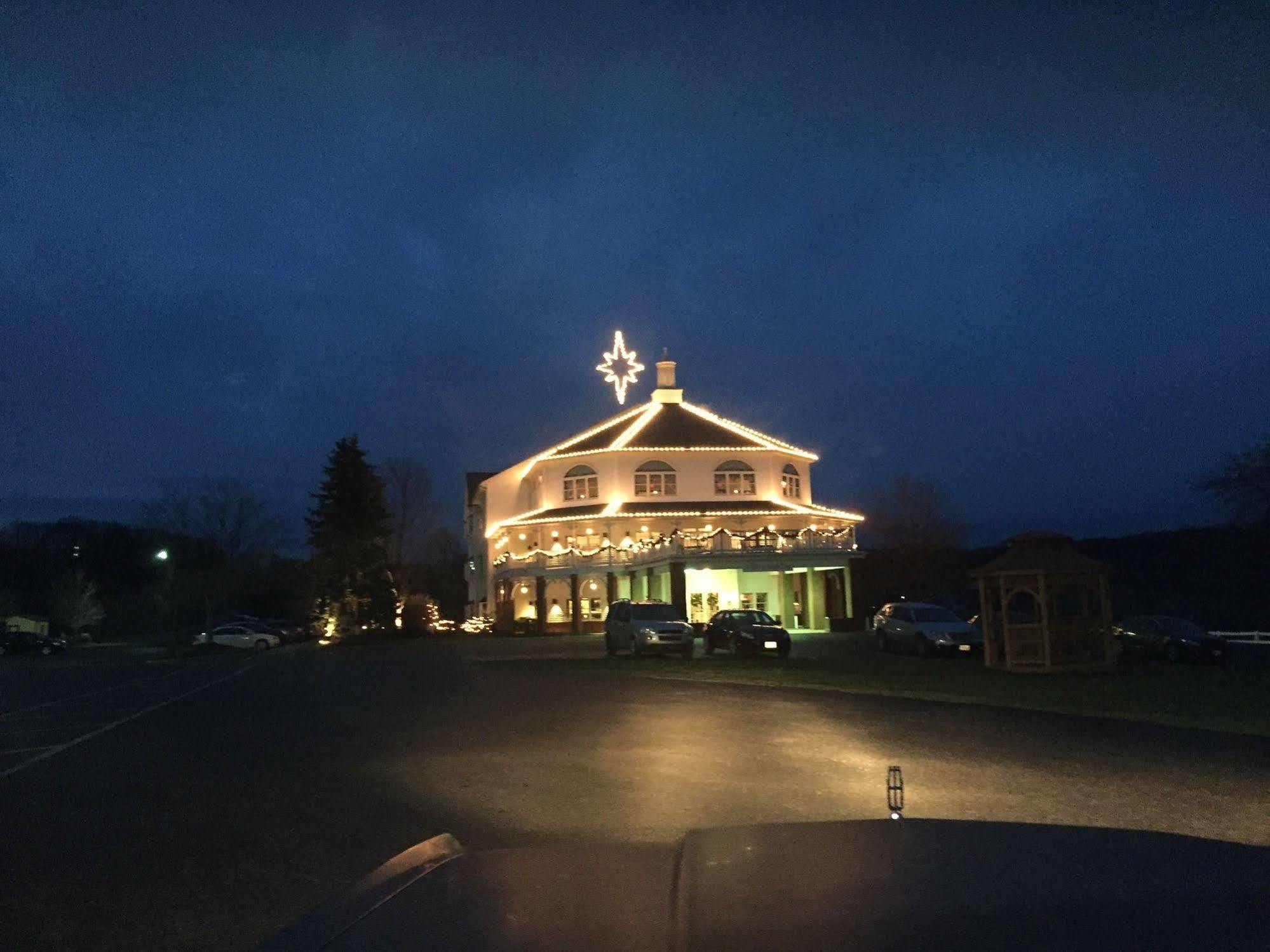 Inn At Amish Door Wilmot Zewnętrze zdjęcie